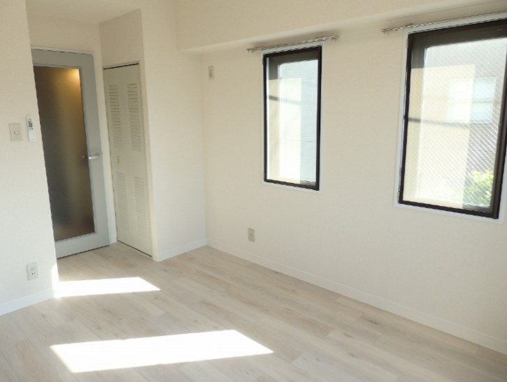 エスケーガーデン　A-060の居間・リビング|別部屋写真参照