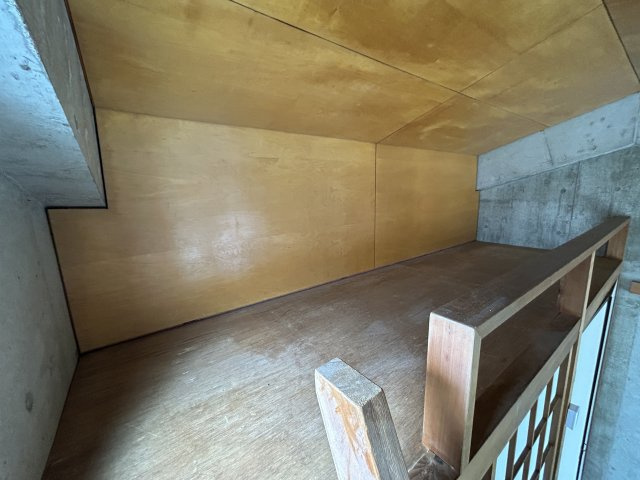 NS長尾ビルの寝室|落ち着いた色調の寝室です