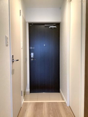 エンクレストベイ天神東Ⅱの玄関|明るい玄関です