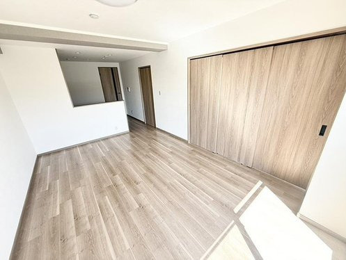 ルネ旭公園　3階の居間・リビング