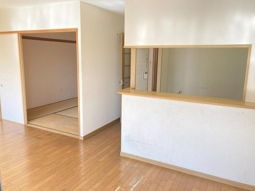 グラン・コート守口　2階の居間・リビング