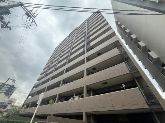 コスモ城東野江ロイヤルフォルム　4階の外観