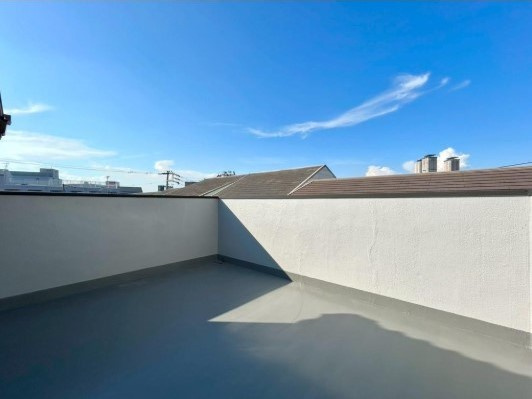 守口市八雲東町2丁目　戸建のバルコニー