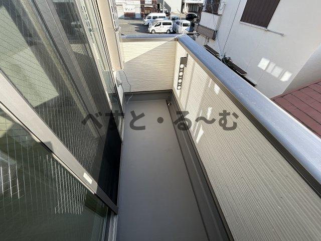 KTIレジデンス西新町のバルコニー