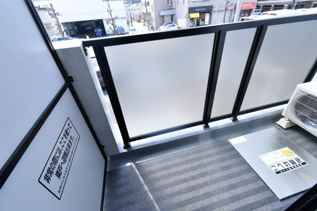 モレス・ヴィラさくら夙川のバルコニー