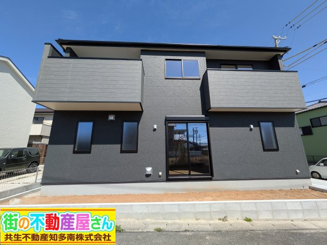 リーブルガーデン常滑市新田町第5　1号棟