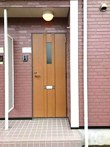 アンソレイエメゾンＥの玄関