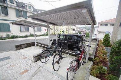 【その他共用部分】 | メゾン・ボナール | 敷地内駐輪場完備