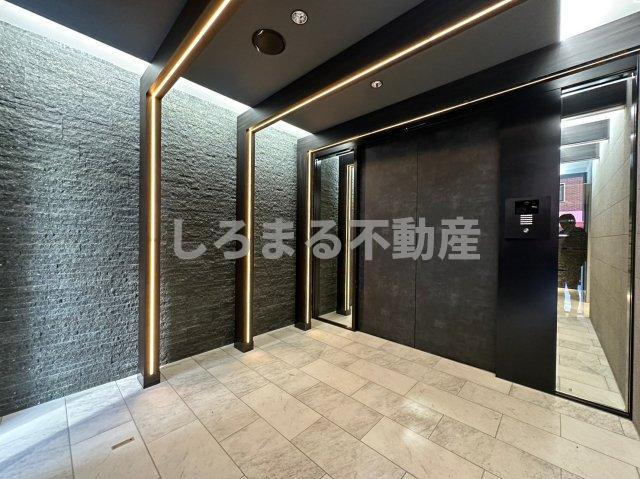 S-RESIDENCE堺筋本町Unoのロビー