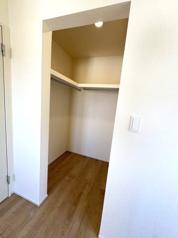 【収納】 | 大野城市つつじヶ丘3丁目　2号棟（全2棟）【仲介手数料無料・0円】 | 現地写真。