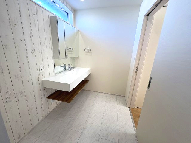 【洗面所】 | 大野城市つつじヶ丘3丁目　2号棟（全2棟）【仲介手数料無料・0円】 | 現地写真。