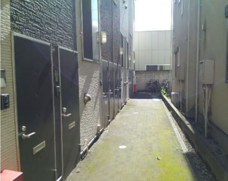 グランコンフォール東墨田のエントランス