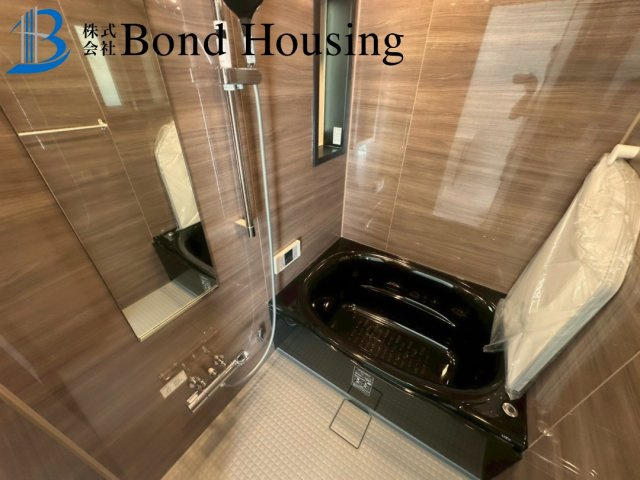 「南向き明るいリビング」「全居室2面採光」　舞子坂４丁目の浴室