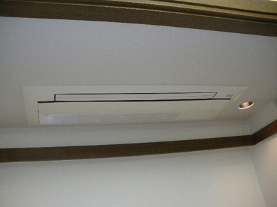 【設備】 | シャリエ大津朝日が丘 | ビルトインエアコン　※前回募集時／２０１５年４月の写真