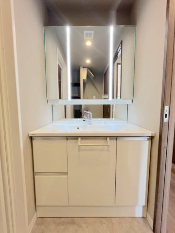 エバーライフパセオ博多南センターコートの独立洗面台