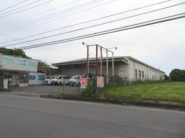 越谷市大字増林の倉庫