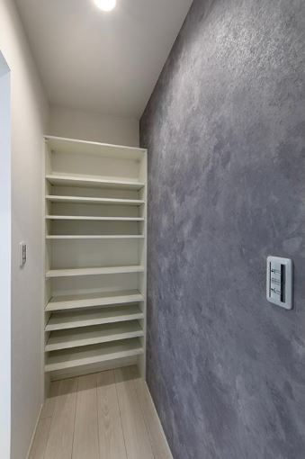 大谷町戸建（築浅）の収納