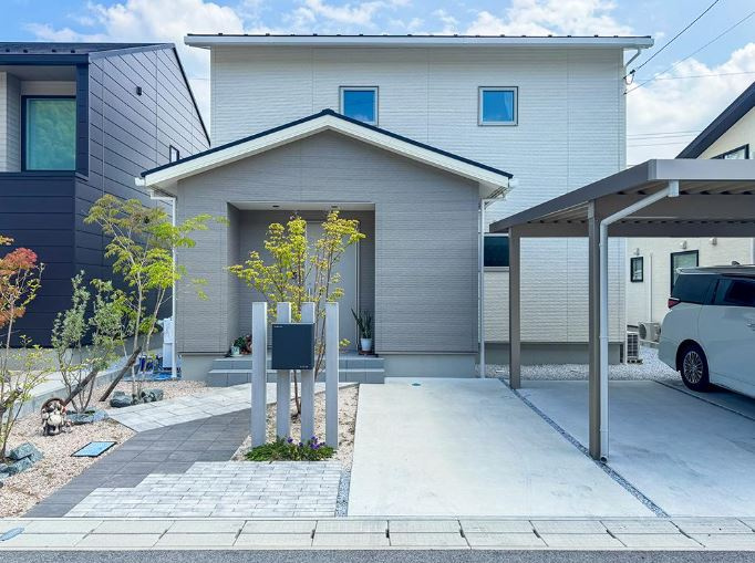 大谷町戸建（築浅）の外観