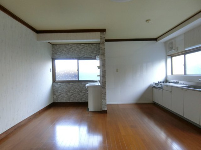 【居間・リビング】 | 旗ヶ崎1丁目貸家