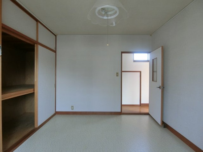 【洋室】 | 旗ヶ崎1丁目貸家