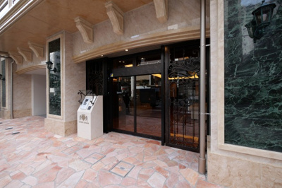 【エントランス】 | レオングラン本町橋 | 落ち着いたエントランスです