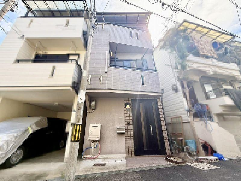 大池町　中古一戸建ての外観|新しい生活にいかがでしょうか？外観はお住まいの顔になります。こだわりたいポイントですね。外壁塗装や屋根塗装のご相談も承っております。
■現地内覧・資金計画相談・住宅ローン相談もお問合せ受付中■