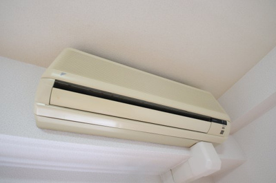 【設備】 | キャッスル山村A | エアコン