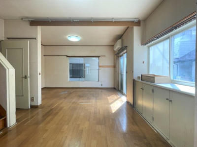 【居間・リビング】 | 越谷市弥十郎中古戸建