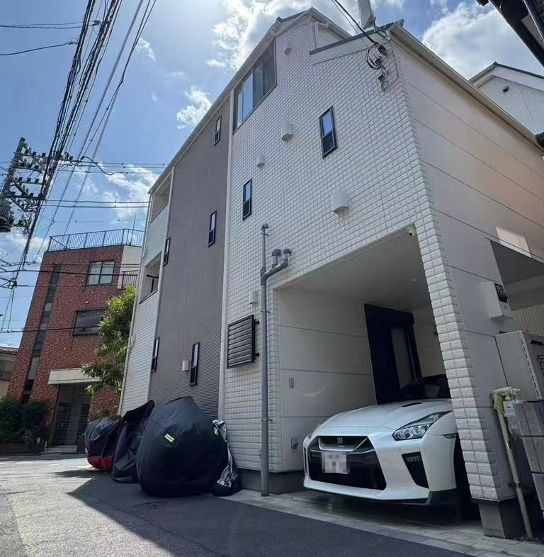 北区豊島4丁目　中古戸建の前面道路含む現地写真|資料請求などお気軽にお問い合わせ下さい！
03-5990-5201