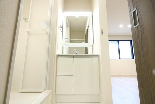 イル　プリモの独立洗面台