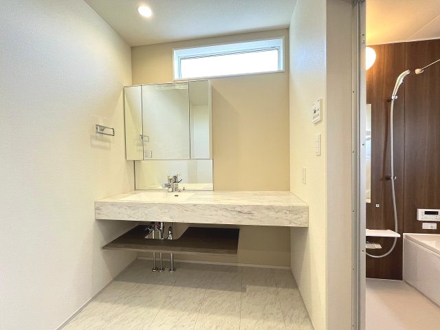 【洗面所】 | 大野城市つつじヶ丘3丁目　1号棟（全2棟）【仲介手数料無料・0円】 | 現地写真。