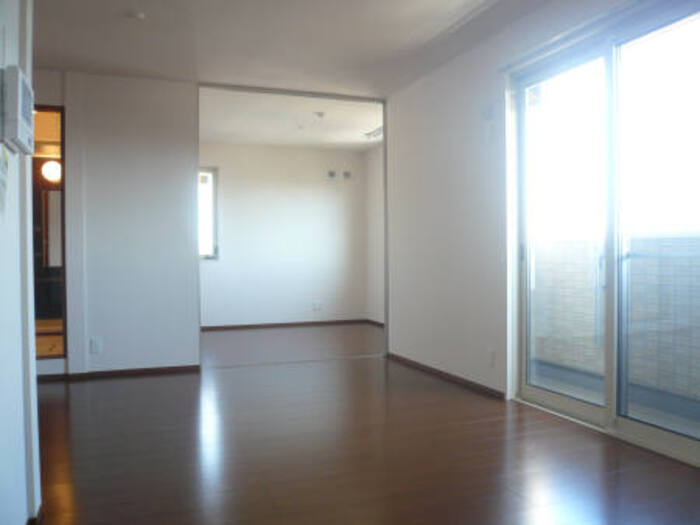 ラコルトの居間・リビング