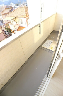 【バルコニー】