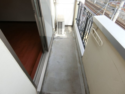 【バルコニー】 | メープルコート