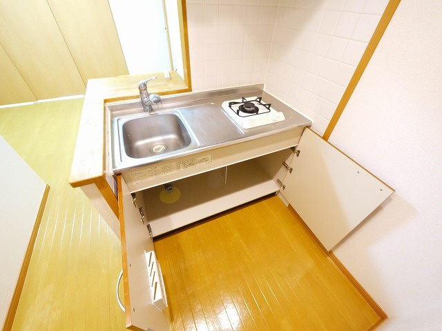 アンソレイエ　（前裁町）のキッチン|使いやすいキッチンです