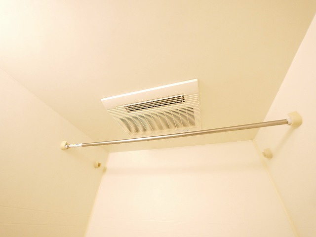 アンソレイエ　（前裁町）の設備|浴室乾燥付きです