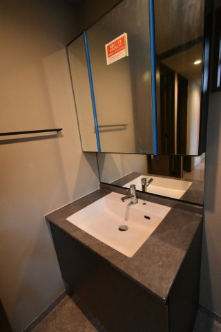 永福2丁目・新築戸建・B号棟の独立洗面台