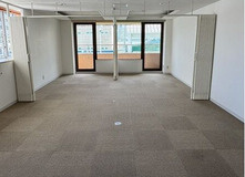 第3オオタビルの内装