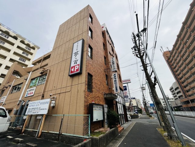 第3オオタビルの外観