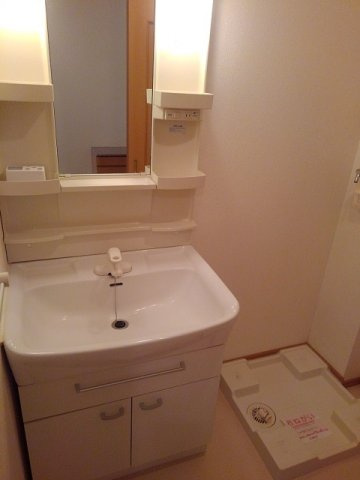 ガーデンハウス　セレノの洗面所