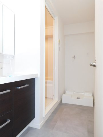 名古屋市南区滝春町の中古マンションの独立洗面台|◇洗面台◇　　洗面台新品交換　（２０２５年７月リフォーム済）