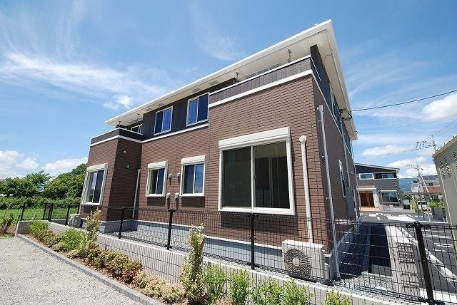 サンライフ上峰Ⅲの外観