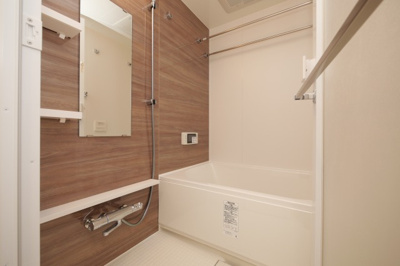 【浴室】 | アーバネックス南新町 | 落ち着いた空間のお風呂です