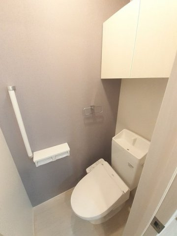 ピュア　ライヴ　ＸⅢ　Ａ棟のトイレ