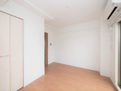 【居間・リビング】 | エスリード松屋町グレイス | 居間です