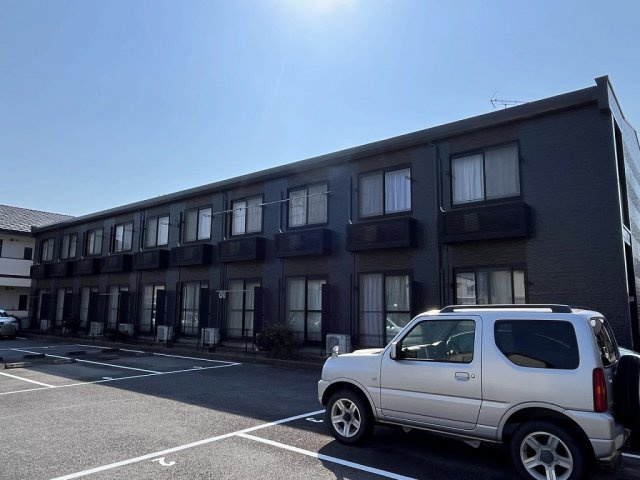 レオパレスレユール富永