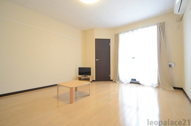 レオネクストモーニングローリーの居間・リビング