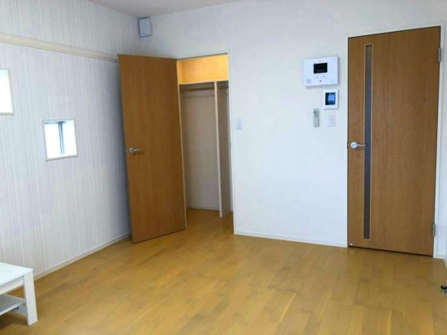 クレイノ矢南の居間・リビング|実際のお部屋と異なる場合がございます。