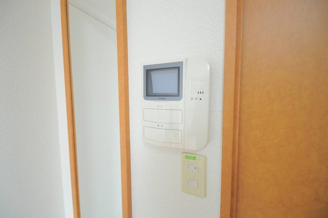 レオパレスピソⅡのその他|モニター付きインターホン