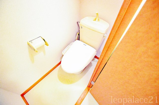 レオパレスハッピネス大平のその他|温水洗浄付き便座